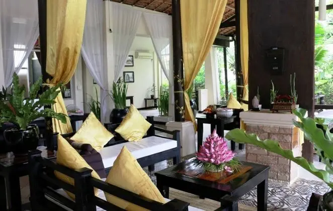 The Sanctuary Villa - Lobi