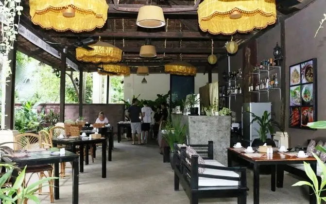 The Sanctuary Villa - Yeme / İçme