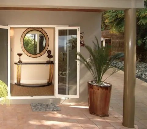 Sanctuary Palms - Lobi