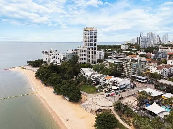 The Sanctuary Phratamnak Pattaya - Plaj