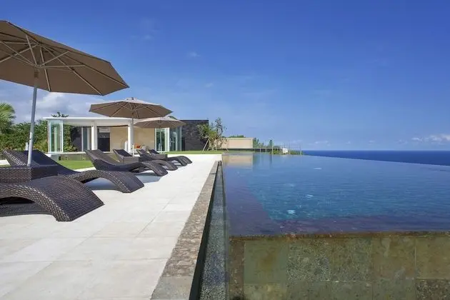 The Sanctus Villa - Havuz