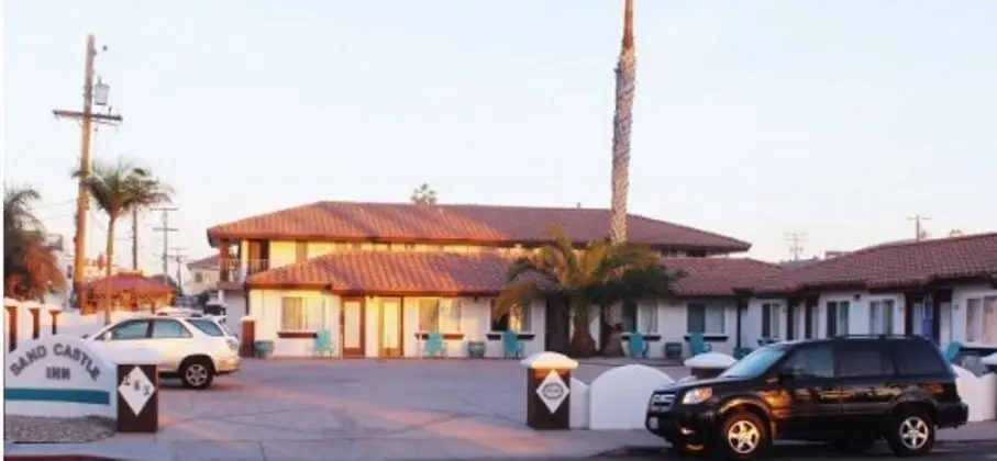 Sand Castle Inn And Suites