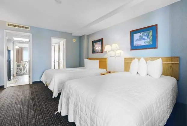 Sand Dunes Tower Suites and Villas - Oda