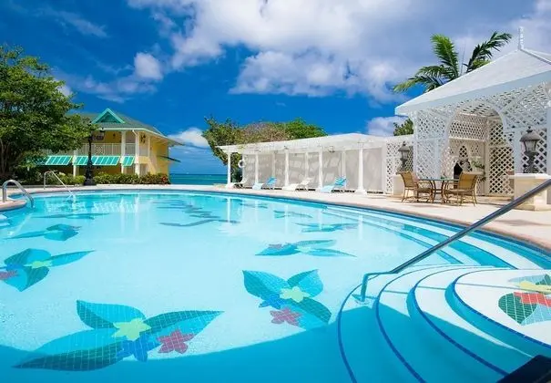 Sandals Royal Caribbean - ALL INCLUSIVE Couples Only - Havuz