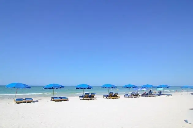Sandalwood Beach Resort - Plaj