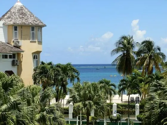 SandCastles Deluxe Beach Resort