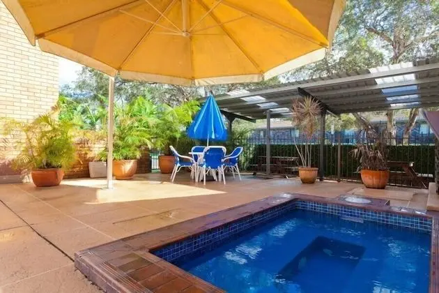 Sandcastles Holiday Apartments - Havuz