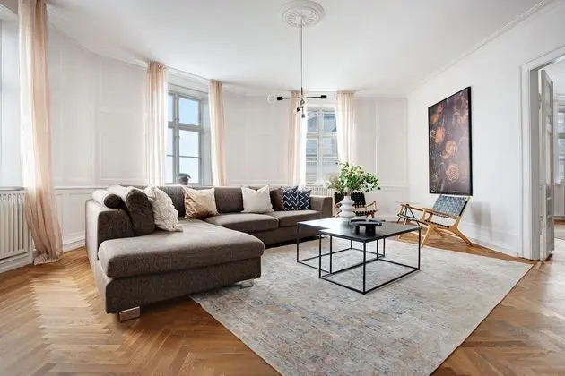 Sanders 5-bedroom Professionally Serviced Apartment With a Central Location