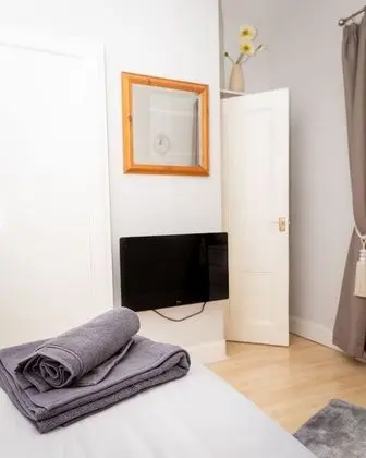 Sandgate 2-bed Apartment in Ayr Central Location - Oda