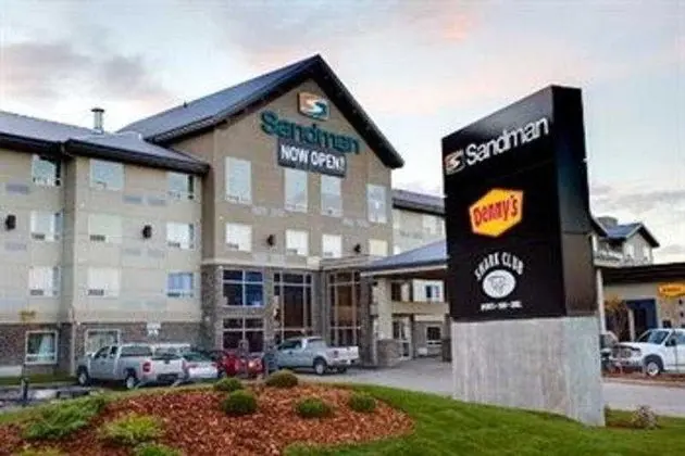 Sandman Hotel Calgary South
