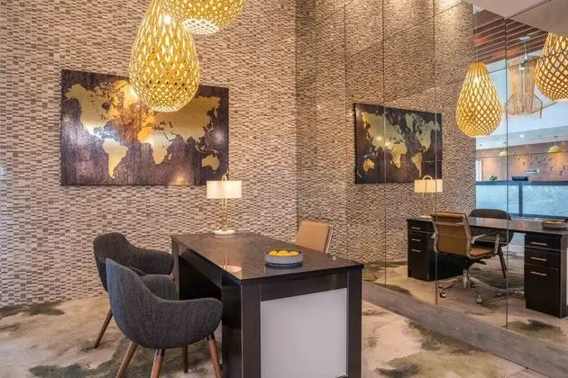 Sandman Hotel Hamilton - Lobi