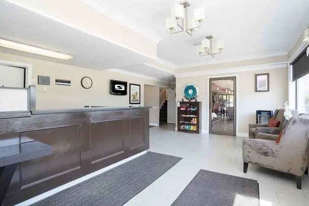 Sandman Inn Blue River - Lobi