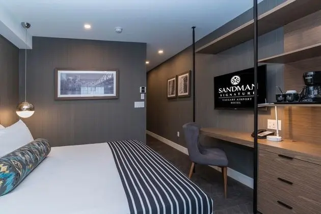 Sandman Signature Calgary Airport Hotel - Oda