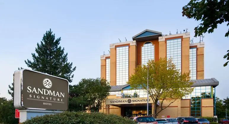 Sandman Signature London Gatwick