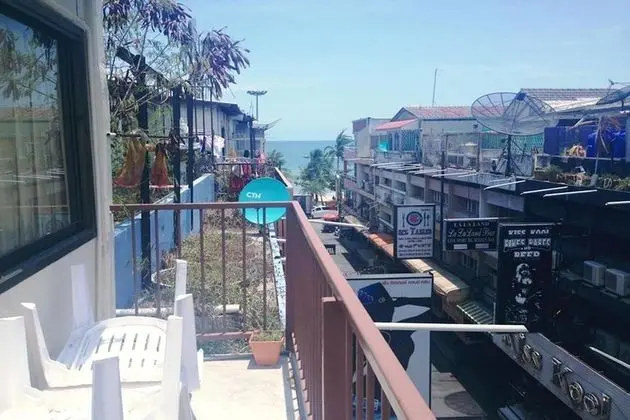Sandman hotel and Sports bar