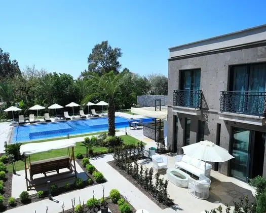 Sandora Boutique Hotel