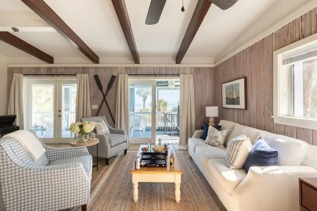 Sandpiper by Avantstay Gorgeous Beachside Home w/ Spacious Yard & Chic Design - İç Mekan