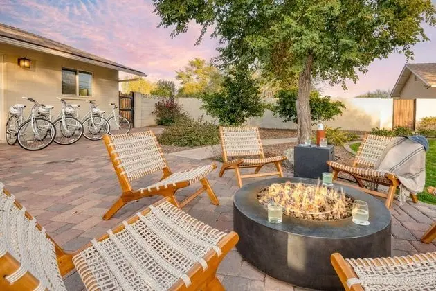 Sandrock by Avantstay Free Bike Usage, Sleeps 18 - İç Mekan