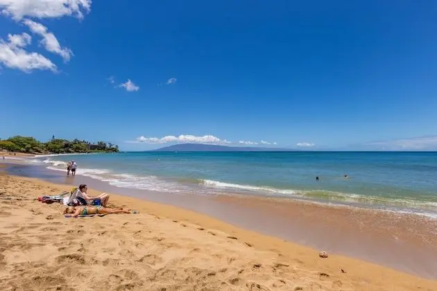 Sands Of Kahana 282 2 Bedroom Condo by Redawning - Plaj