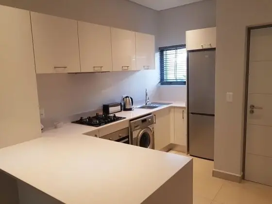 Sandton Executive Suites on Daisy - Mutfak