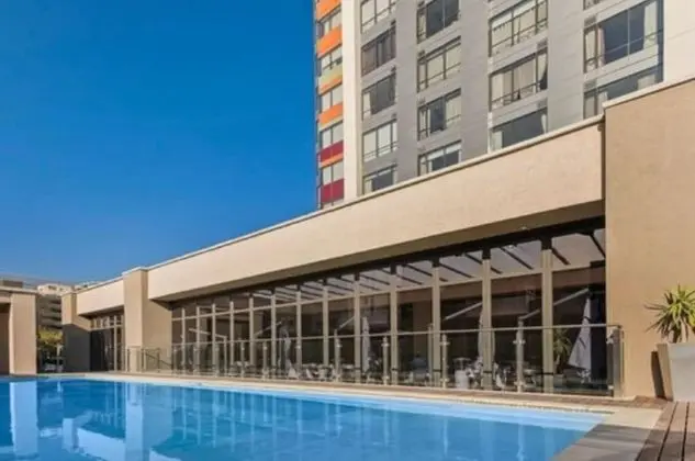 Sandton Skye Apartment - 616 - Havuz