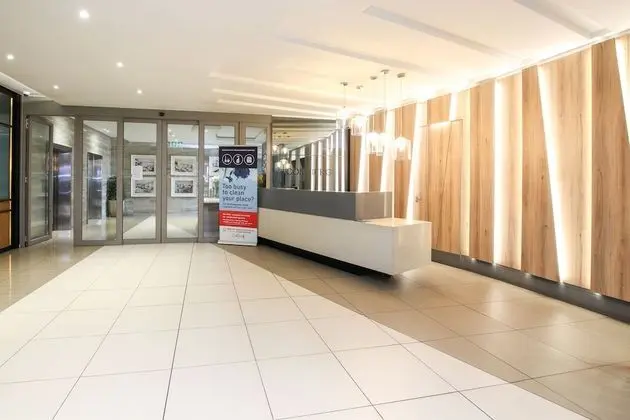 Sandton Smart Apartment Eleven - Lobi