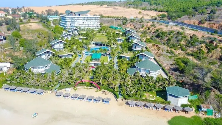 Sandunes Beach Resort & Spa