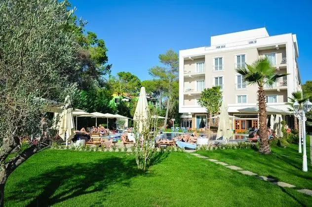 Sandy Beach Resort - Dış Mekan