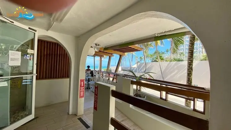 Sandy Beach Hotel - Dış Mekan