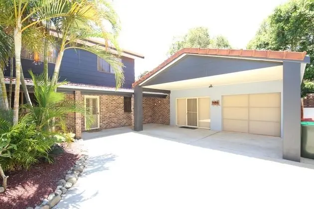 Sandy Feet at Hat Head