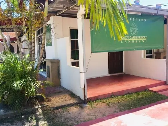Sandy Garden Resort - Lobi