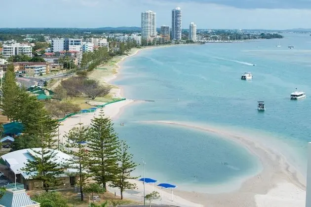 Sandy Point Beach Resort - Plaj