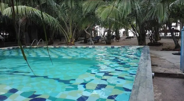 Sandy Sri Lanka - Havuz