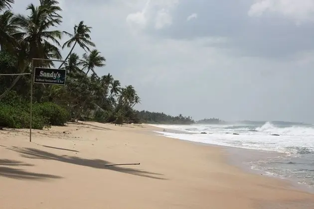 Sandy Sri Lanka - Plaj