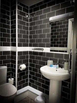 Sandyhill Guest House - Banyo Tipleri