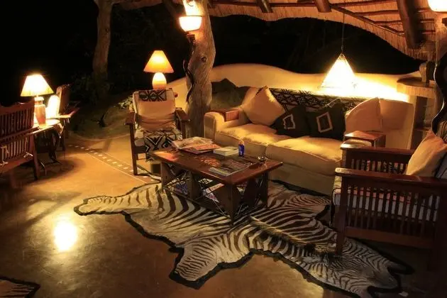 Sango Wildlife Lodge - Lobi