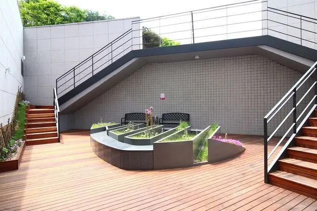 Sangsangmadang Chuncheon Stay Hotel - Dış Mekan