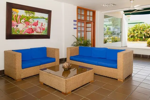 Sanha Plus Hotel - Lobi