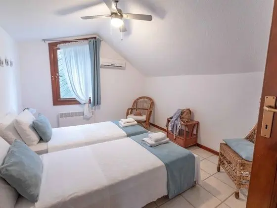Sani Seaside Luxury - Villa Ariadni Pool Retreat - Oda