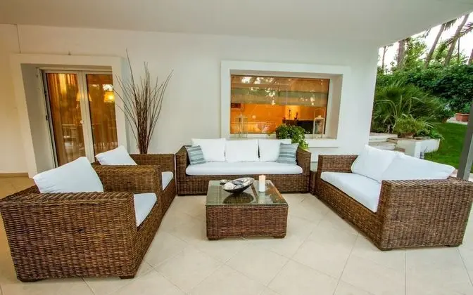 Sani Seaside Luxury - Villa Danai Private Pool - Yerinde Yemek