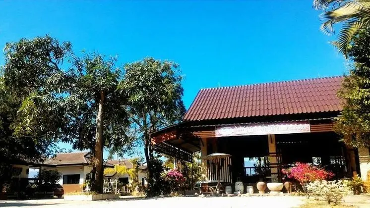 Sanikul Resort