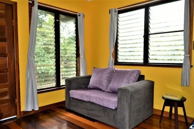 Sanpopo Tree Top Cottage - A Gold Standard Tourism Approved Tree Top Home - Oda Düzeni