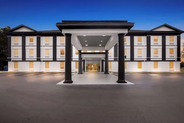 Sans Boutique Hotel & Suites