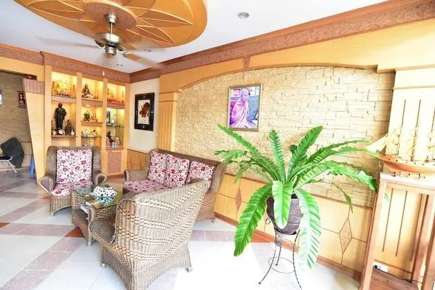 Sansabai House Hotel - Lobi