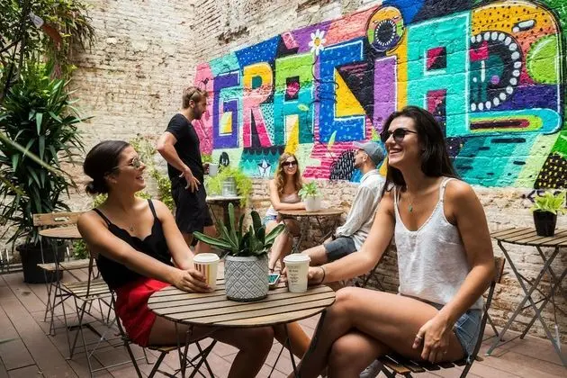 Sant Jordi Hostels Gracia - 1