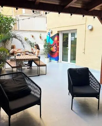 Sant Jordi Hostels Sagrada Familia - Dış Mekan