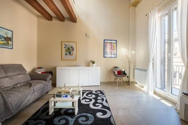 Santa Cecilia Luxury Apartment 6A by Wonderful Italy