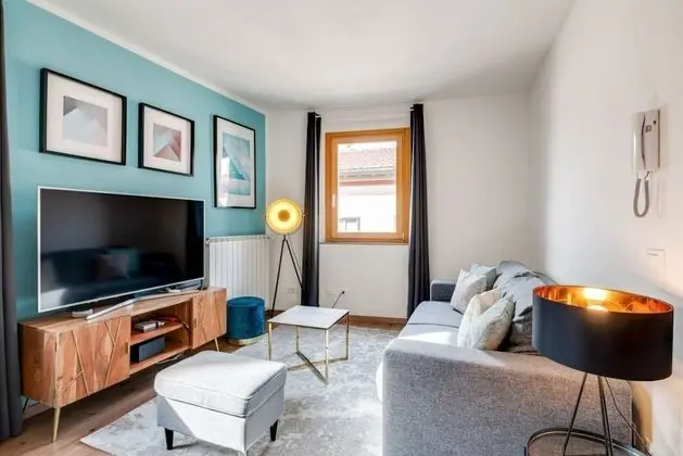 Santa Croce Flat - Modern Apartment