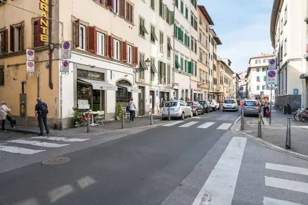 Santa Croce Flat - Modern Apartment