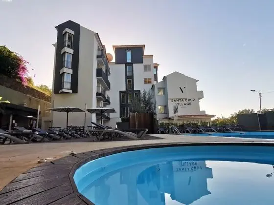 Santa Cruz Village Hotel - Havuz